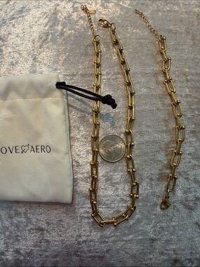Love AERO Gold Link Necklace and Bracelet Set. TARNISH PROOF